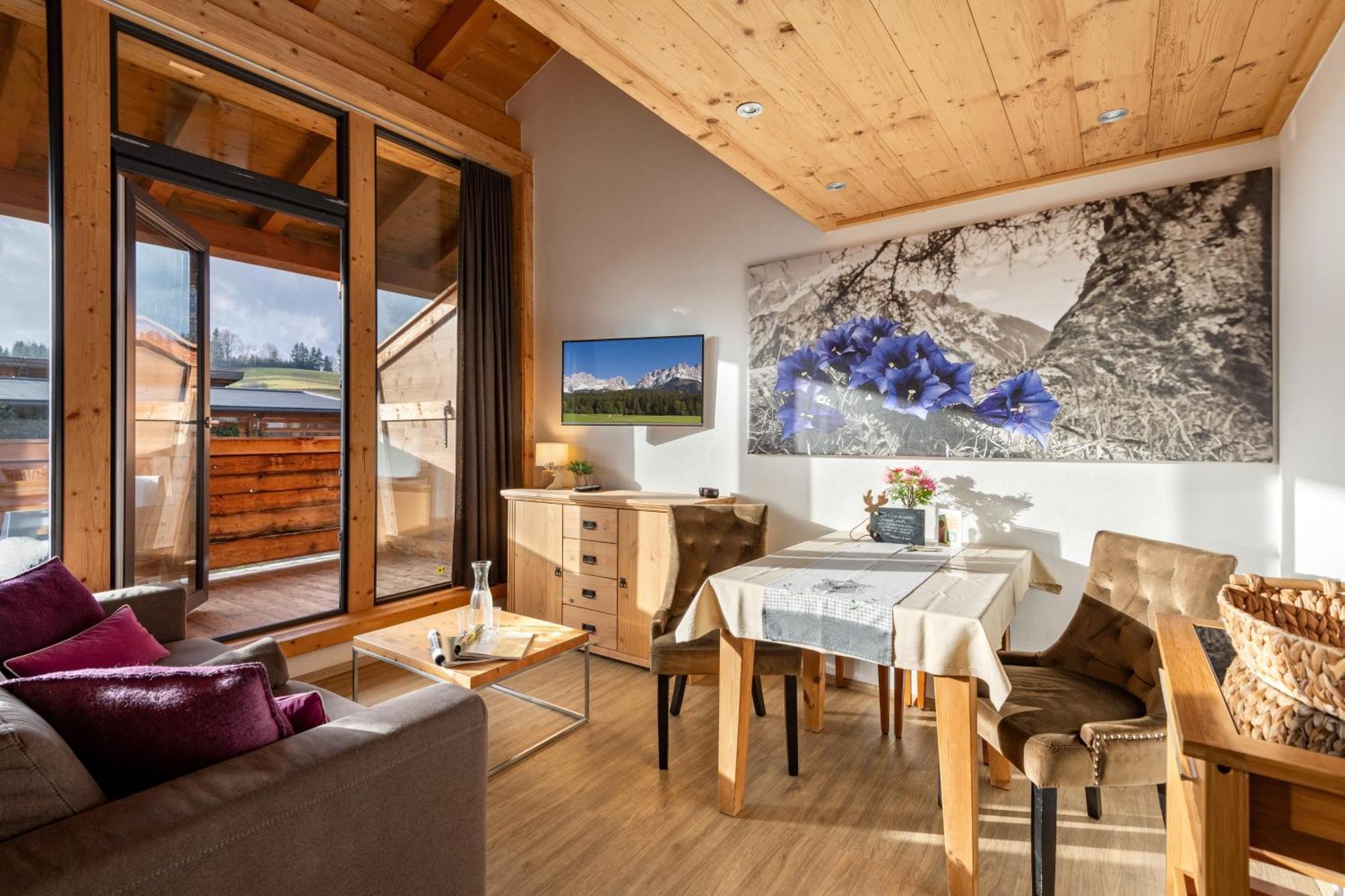 Narzenhof Wellness Chalets, Familien&Luxus Apartments am Bauernhof St. Johann in Tirol Exterior foto